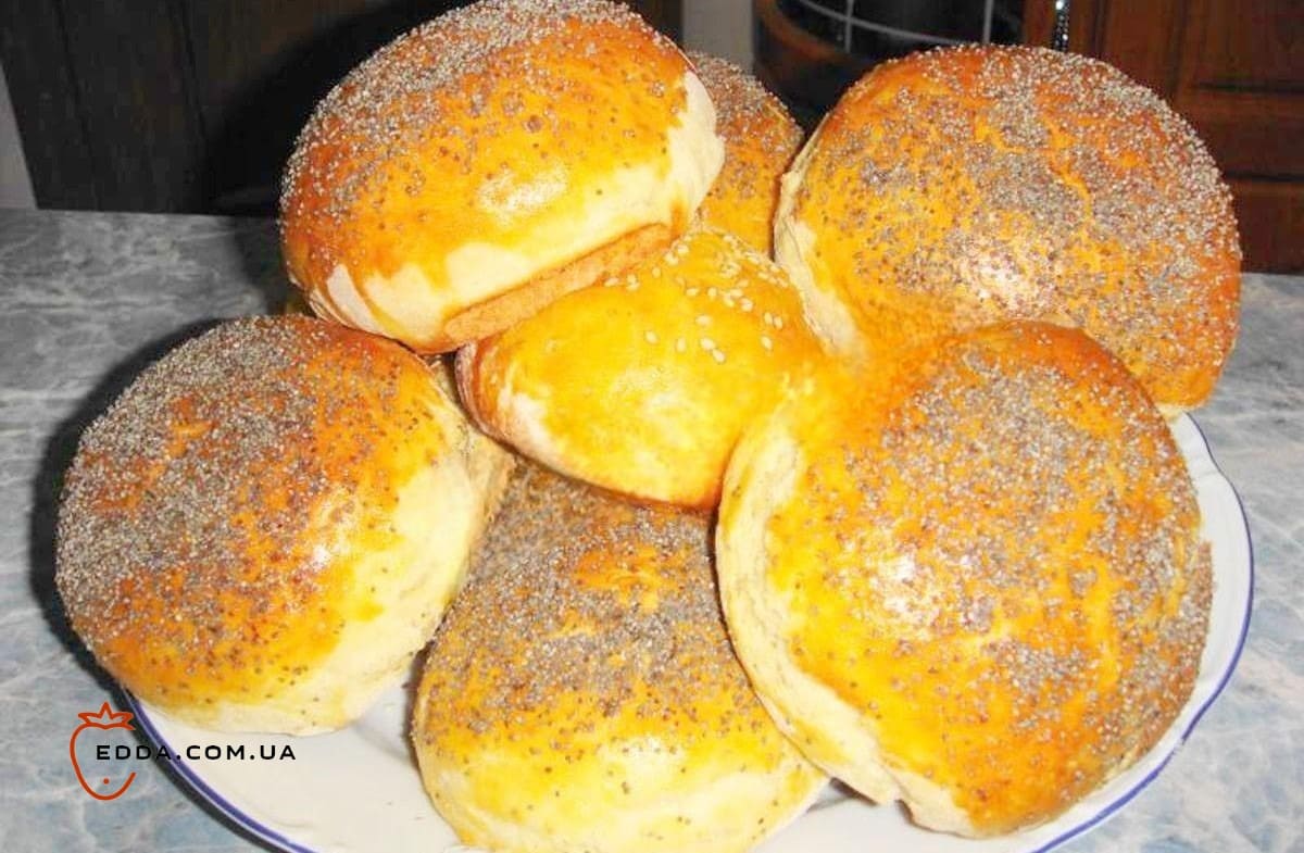 Булочки на воді з маком