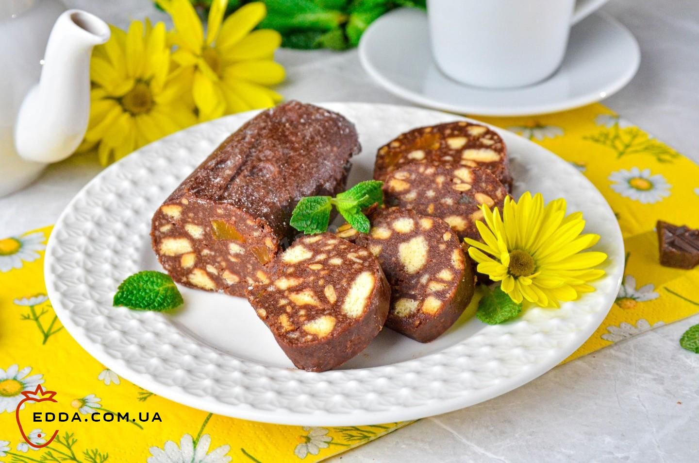 Тістечко ковбаска з печива