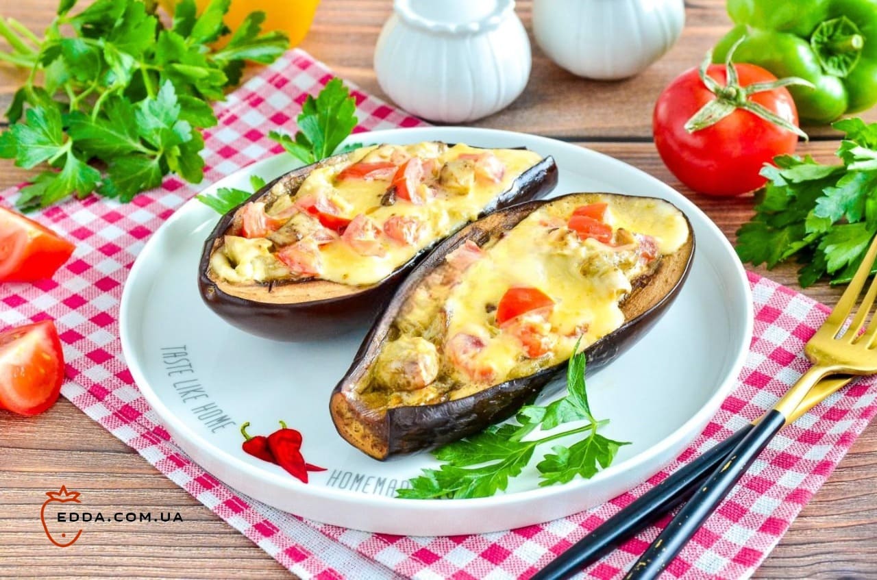 Баклажани в мікрохвильовці цілком із сиром