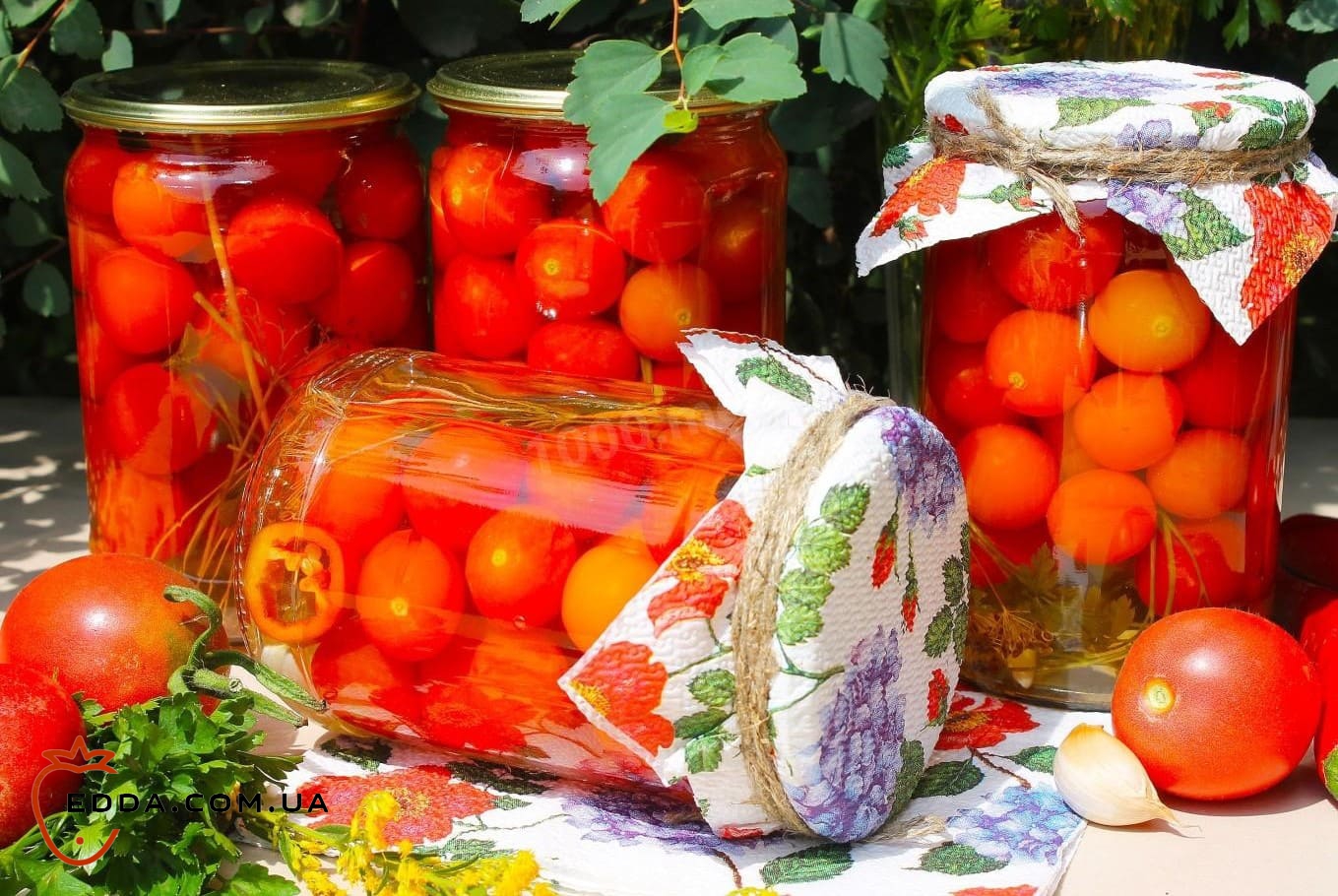 Засолка помідорів чері на зиму