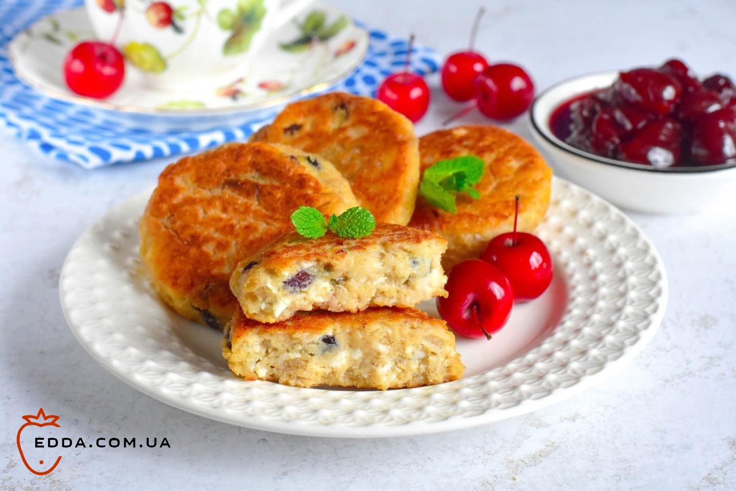 Сирники із творогу з борошном