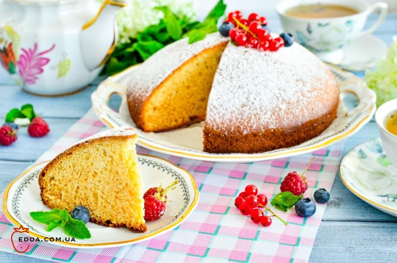 Бісквіт для торта на згущеному молоці