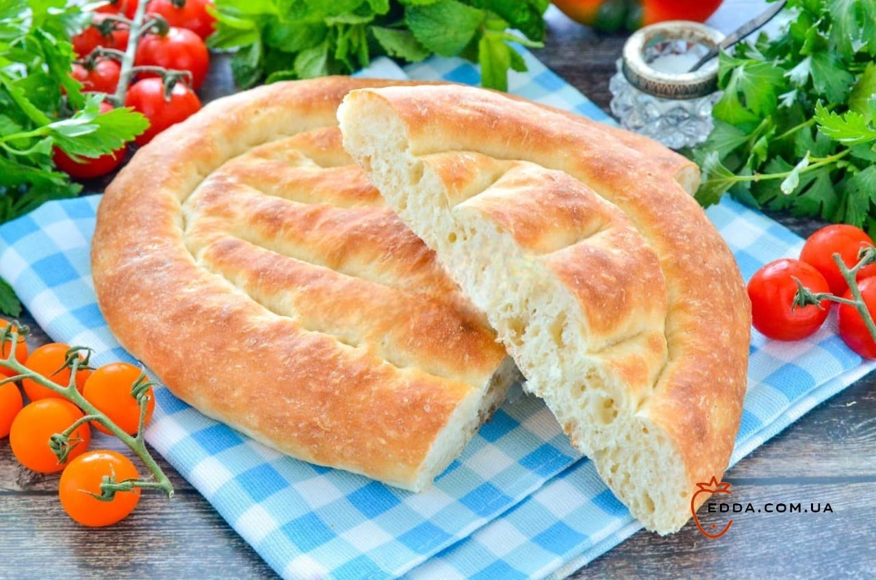Матнакаш вірменський хліб у духовці