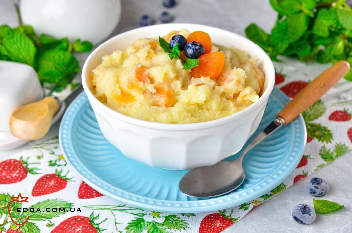 Манка смажена на сковороді