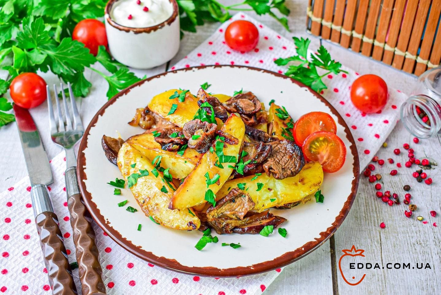 Картопля смажена з сушеними грибами