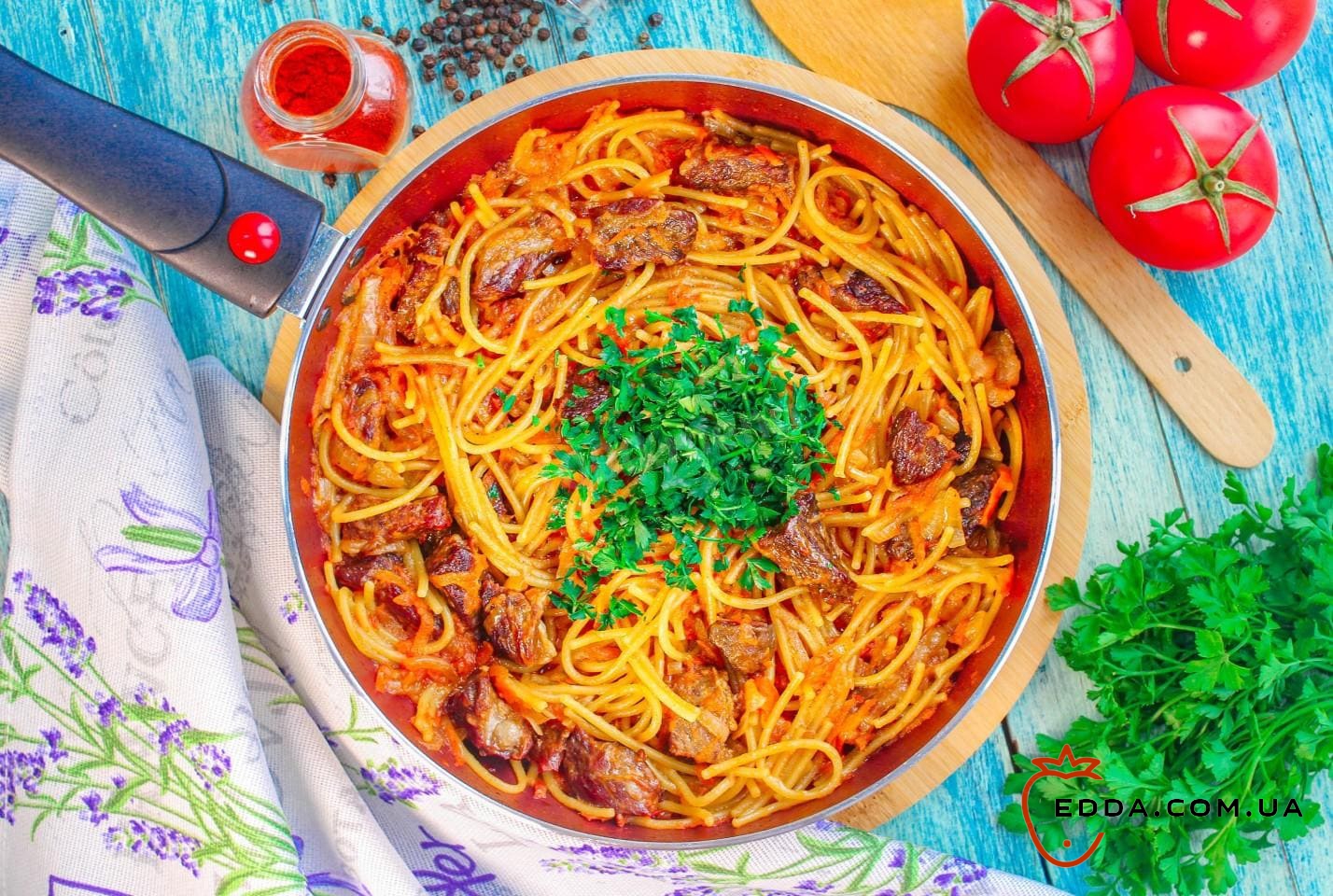 Вермішель із м'ясом на сковороді