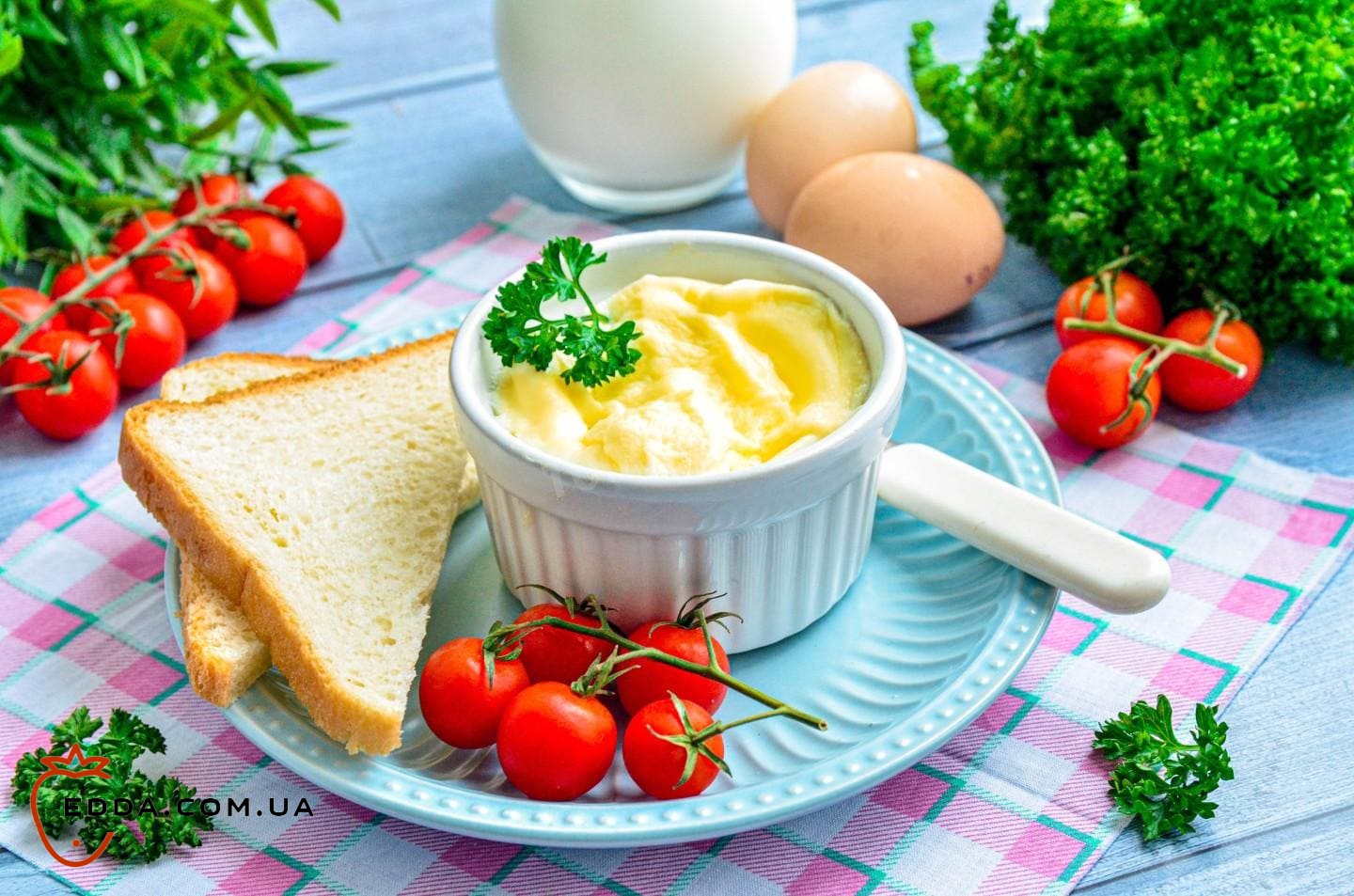 Омлет у мікрохвильовці для дитини