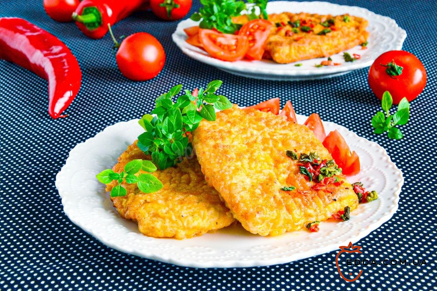 Шніцель із індички на сковороді
