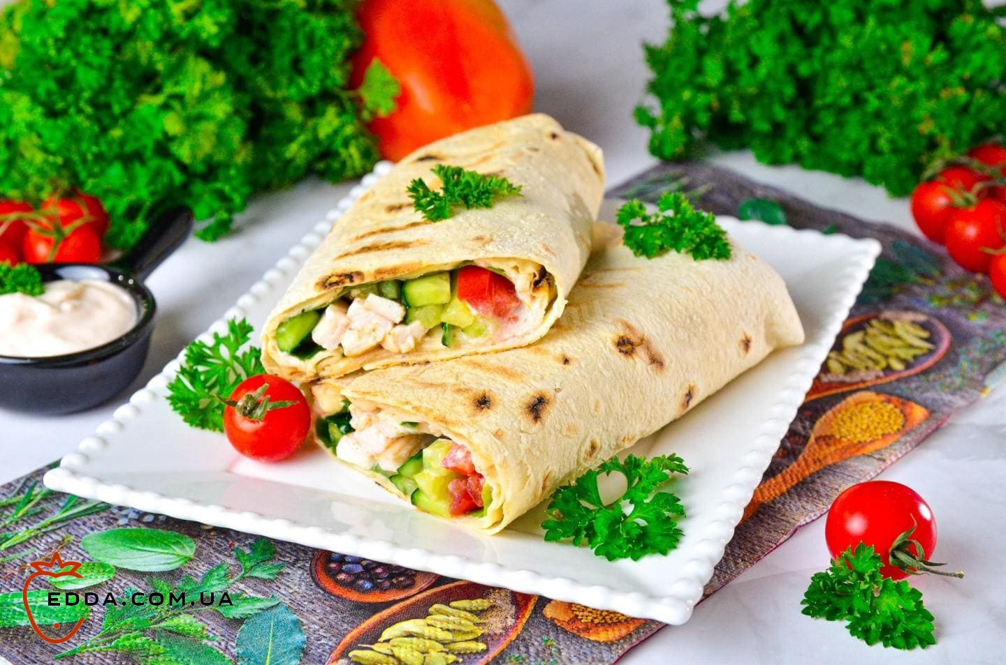 Шаурма з куркою в лаваші