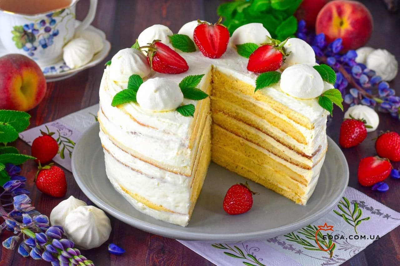 Торт Молочна дівчинка з кремом чіз