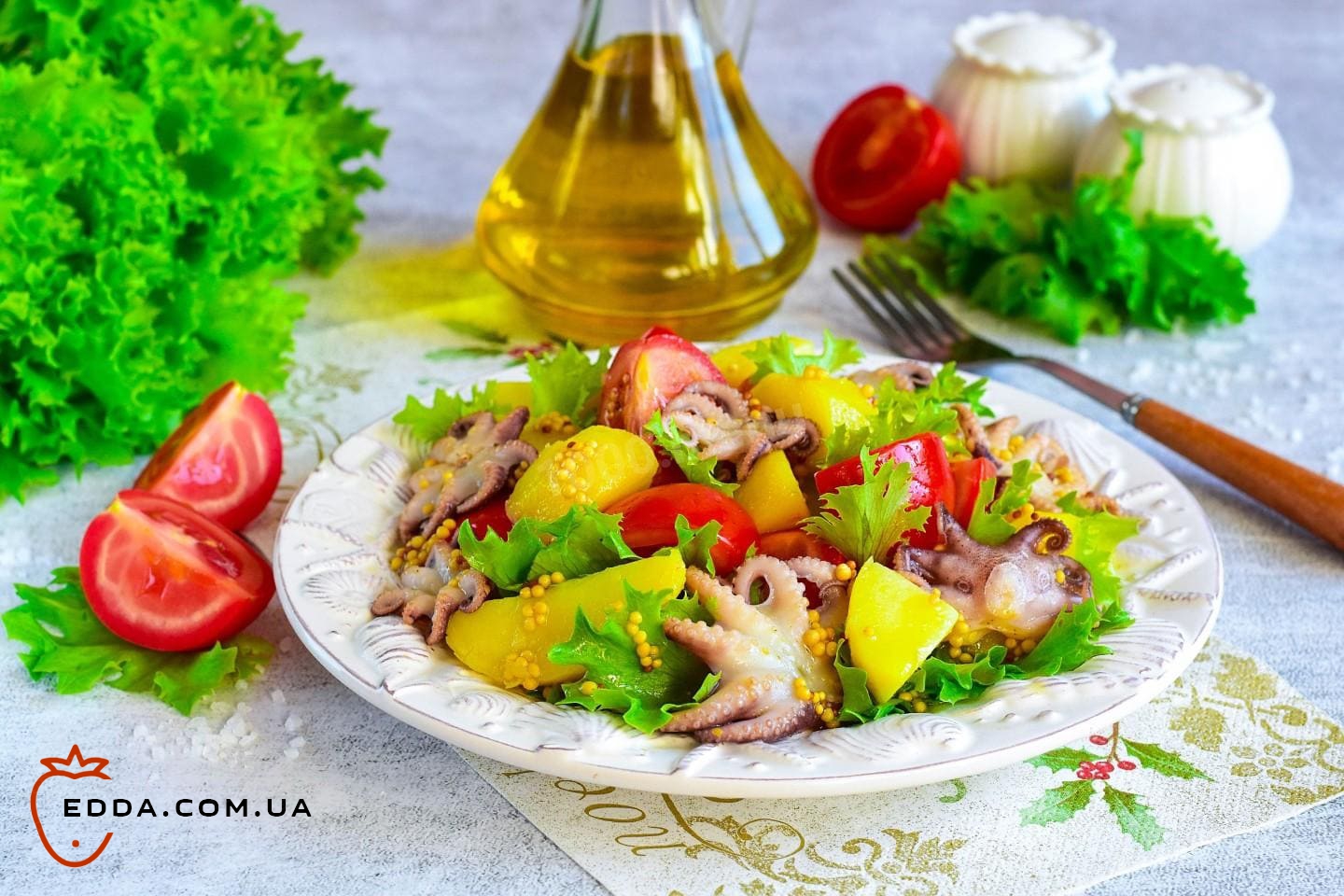 Салат з восьминогами та картоплею