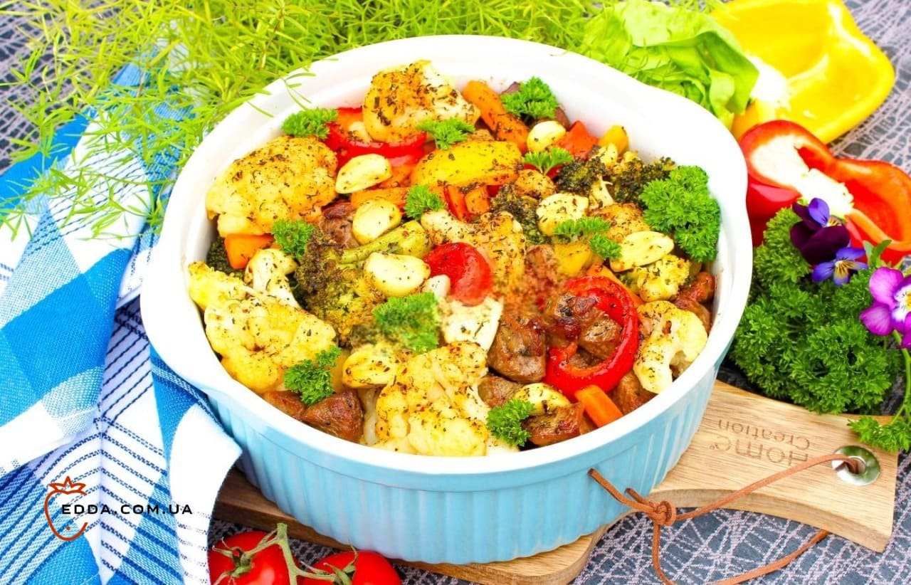 Індичка з цвітною капустою в духовці