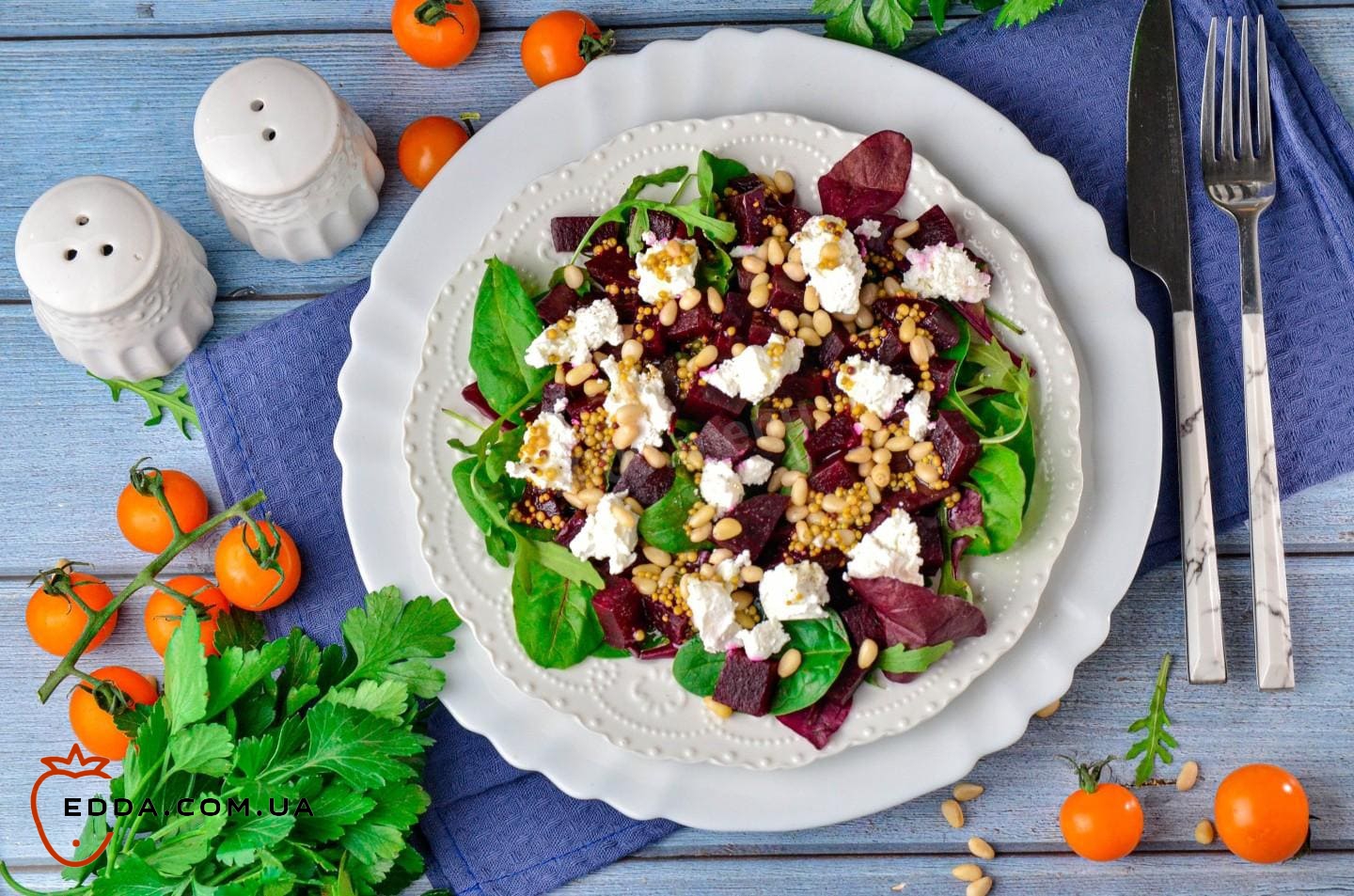 Салат з буряком та горіхами