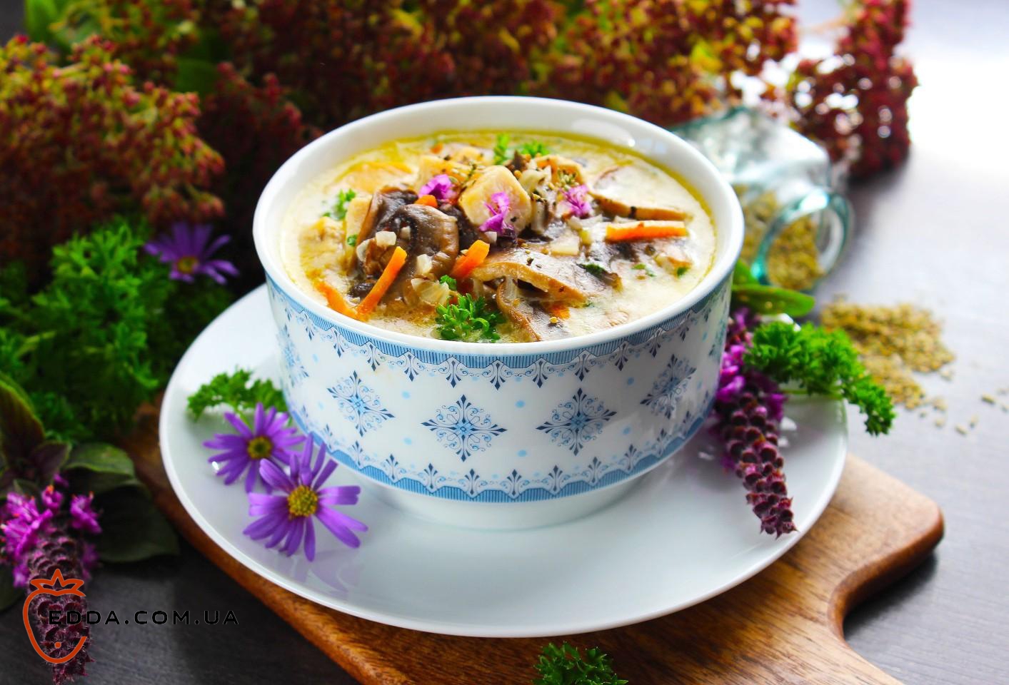 Вершковий суп з куркою