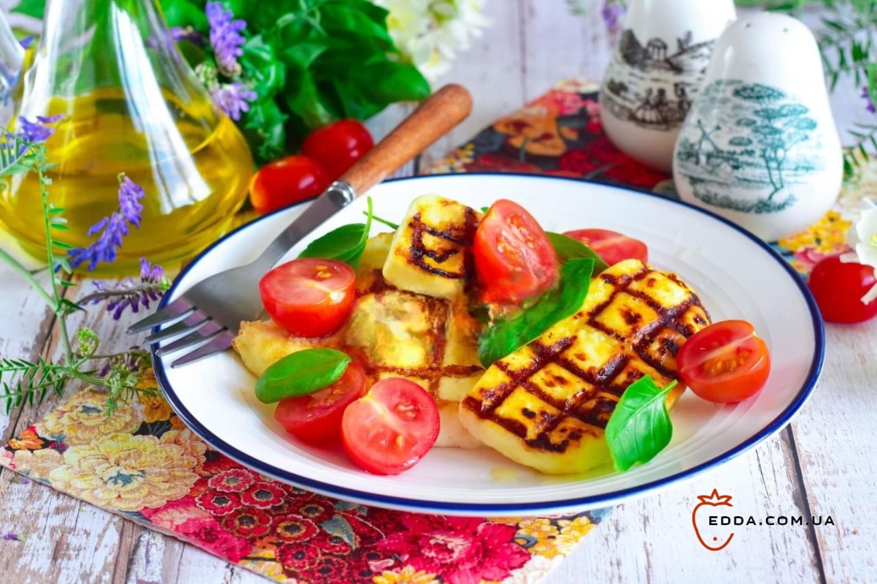 Бринза на сковороді смажена