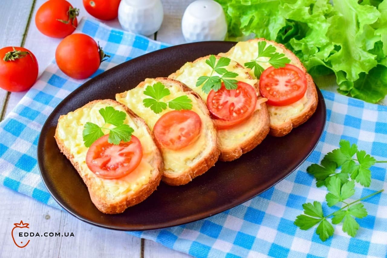 Бутерброди з плавленим сиром і часником