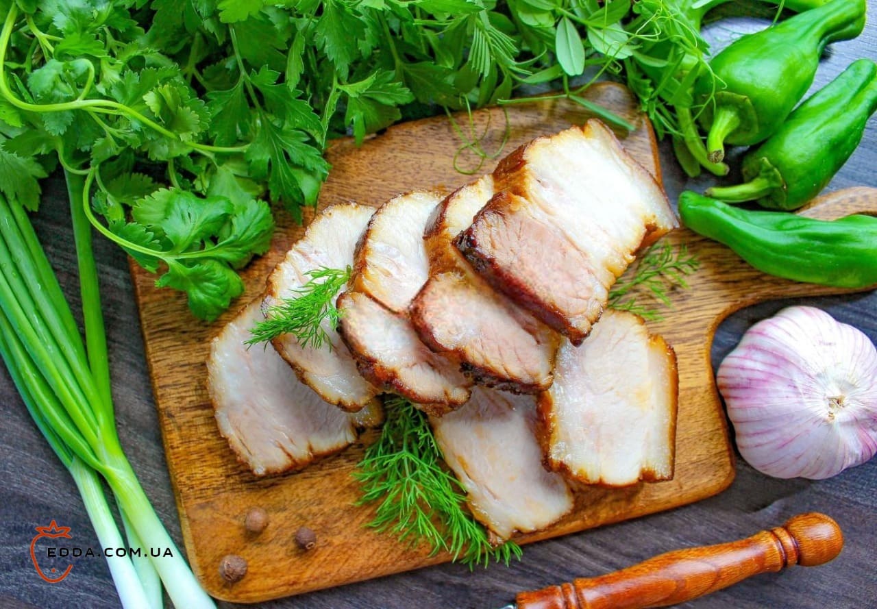 Сало в соєвому соусі варене