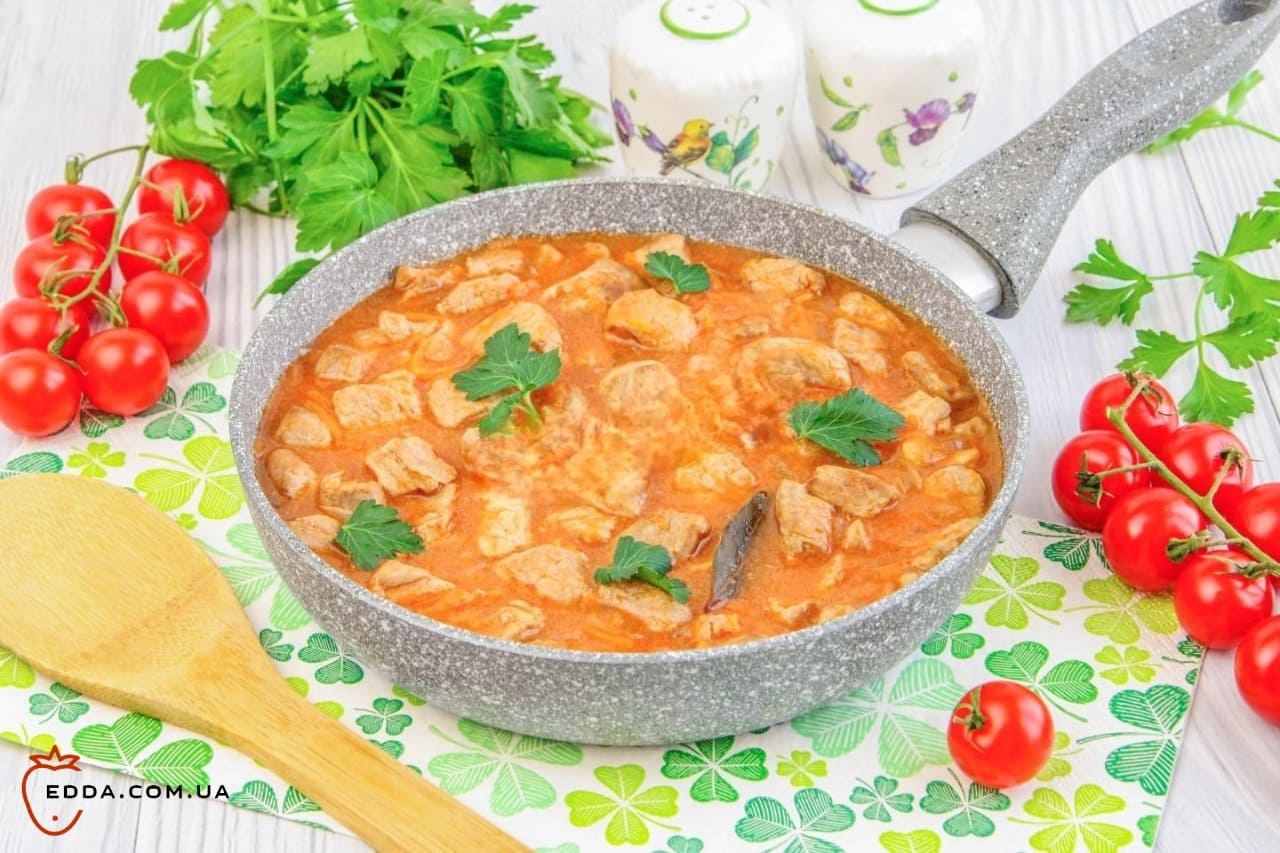 Гуляш зі свинини