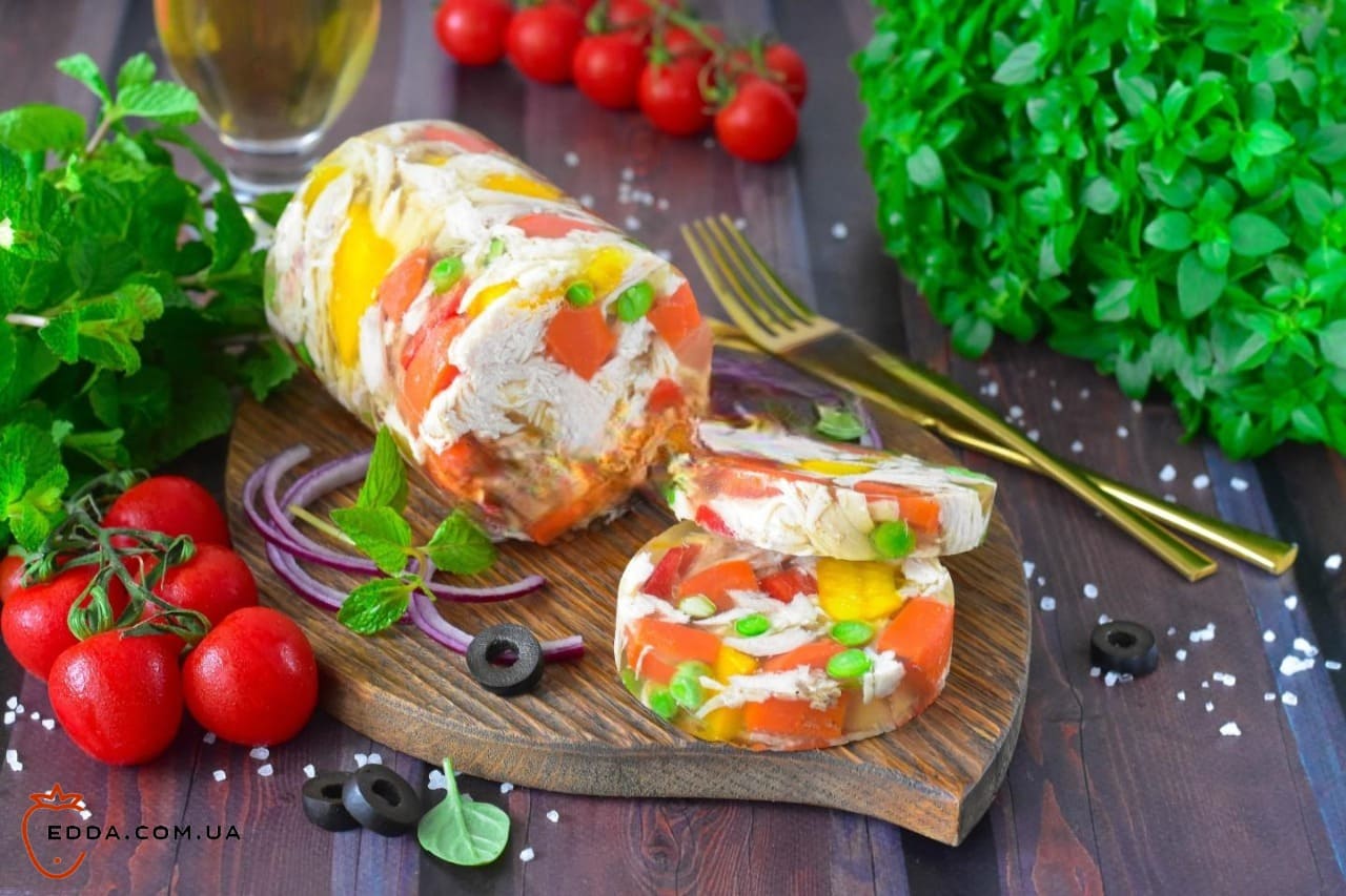 Курячий рулет у пляшці з желатином