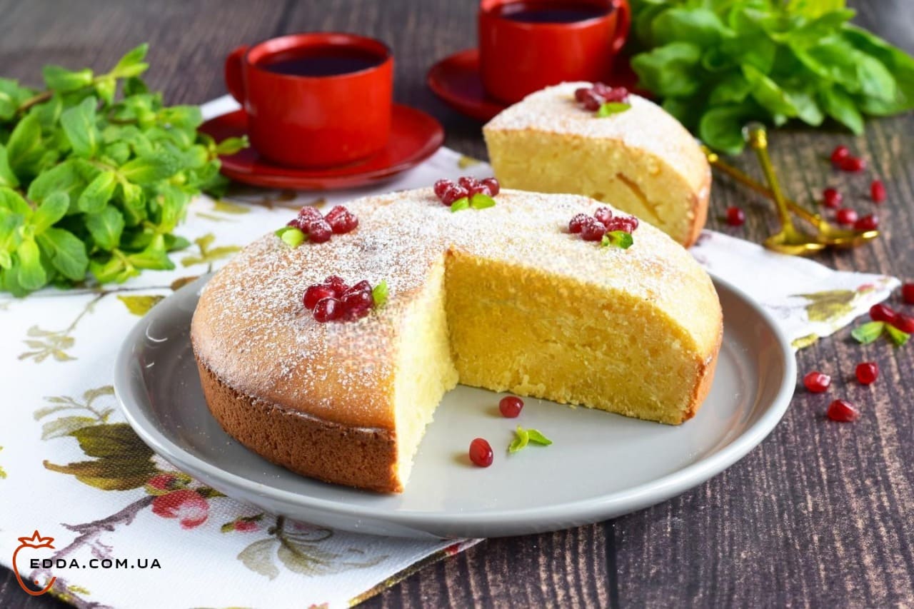 Манник в духовці без кефіру