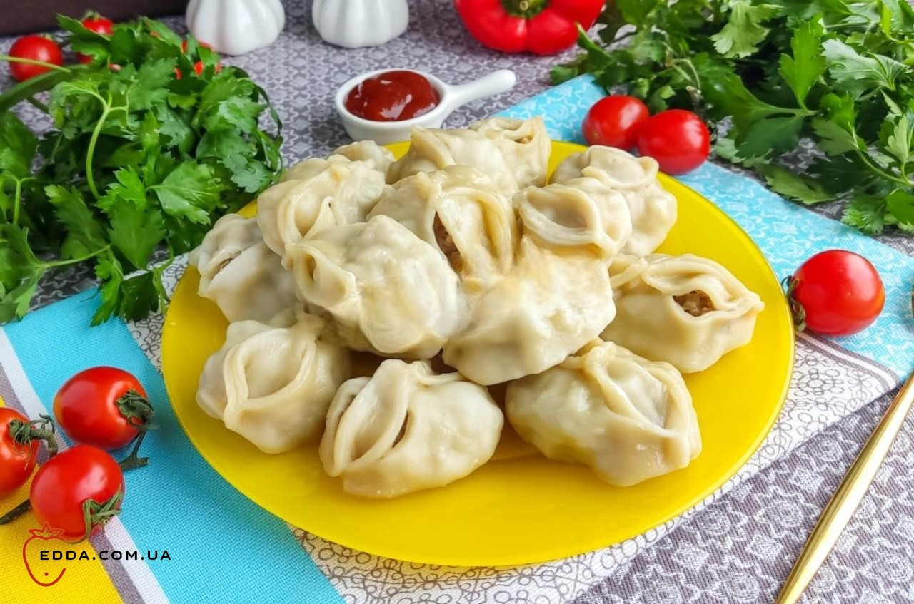 Манти з м'ясом і картоплею