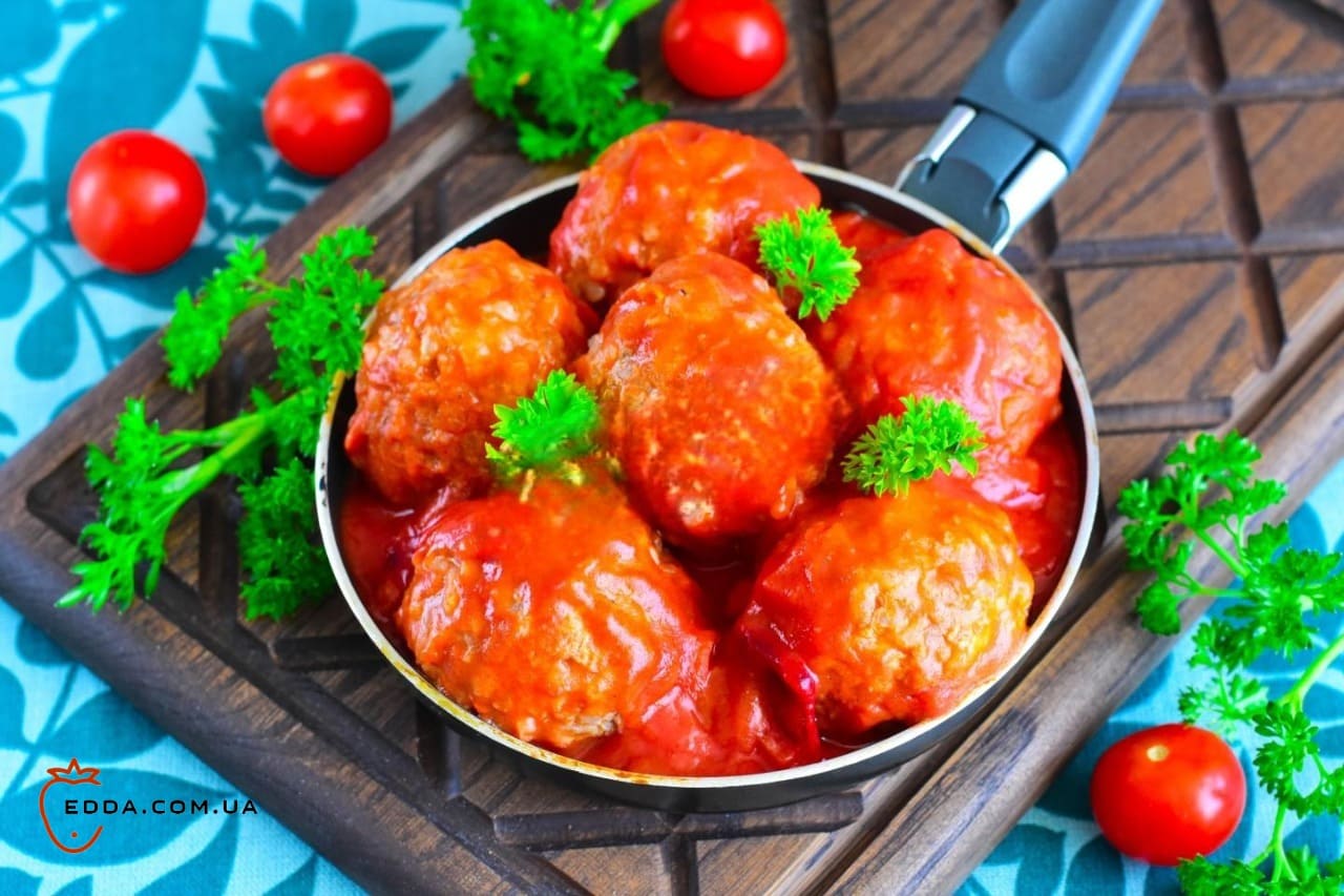 М'ясні тефтелі з рисом із підливою