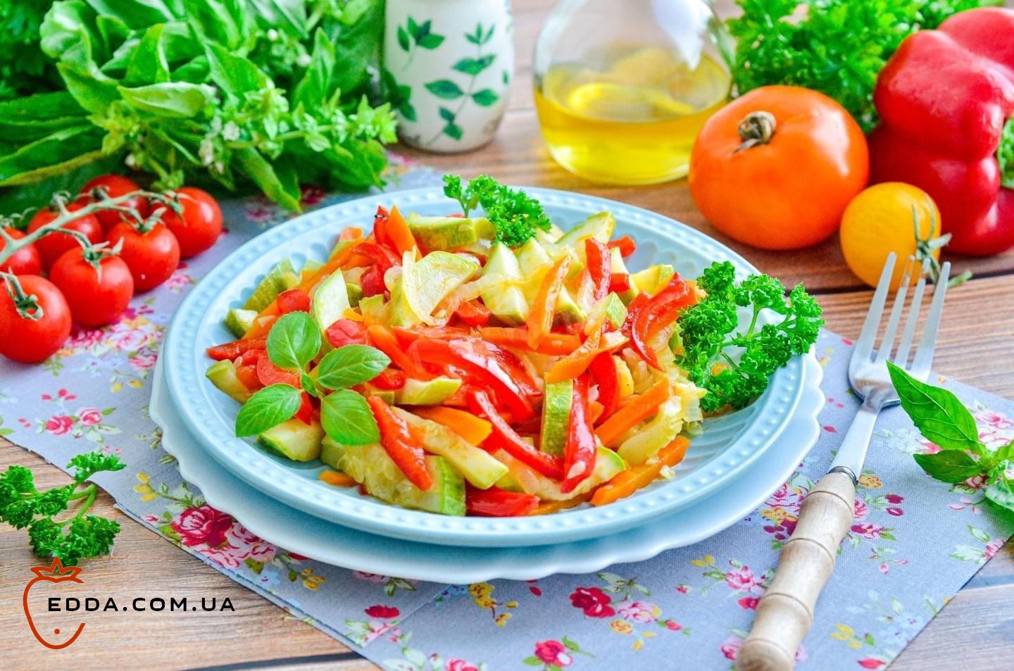 Кабачки з болгарським перцем