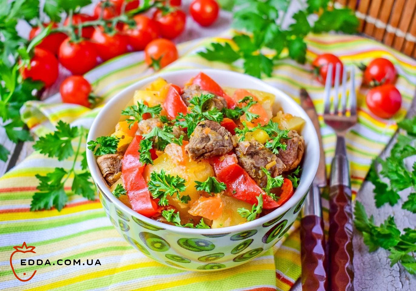 Печеня з яловичини в мультиварці