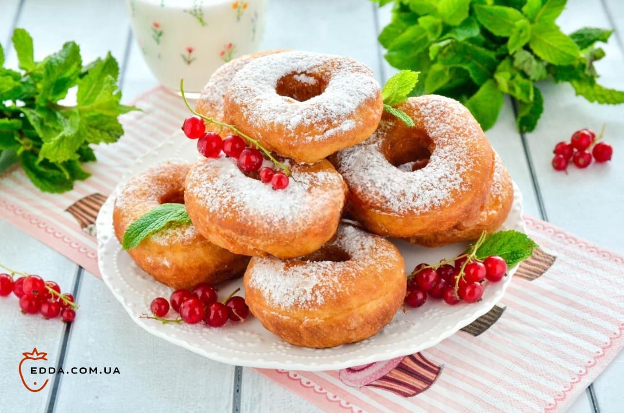 Пончики на молоці без дріжджів на сковороді