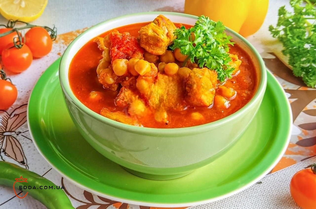 Нут з м'ясом та овочами