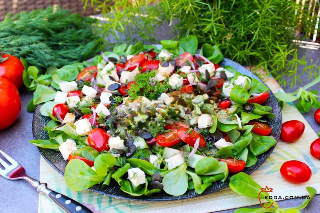 Салат з гарбузовим насінням