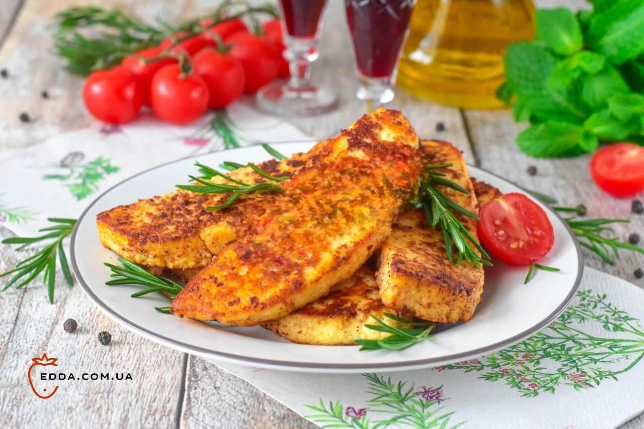 Сир з часником на сковороді