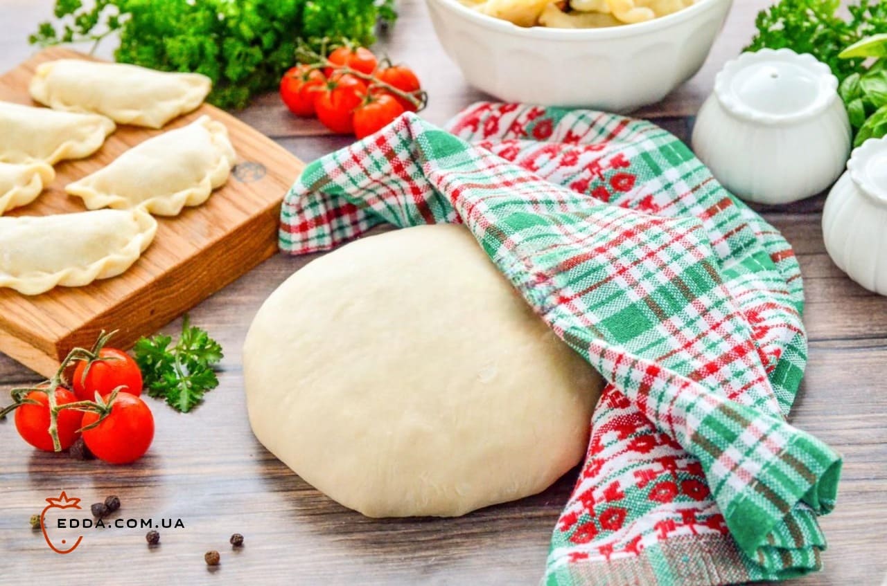 Тісто для вареників з яйцем